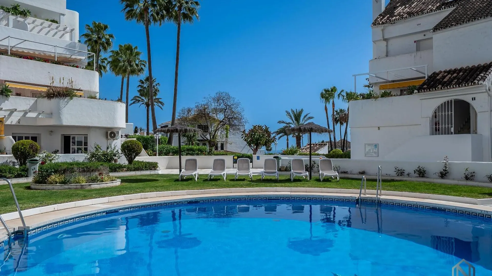 Extravagant Newly Renovated Penthouse With Sea Views Apartment Marbella