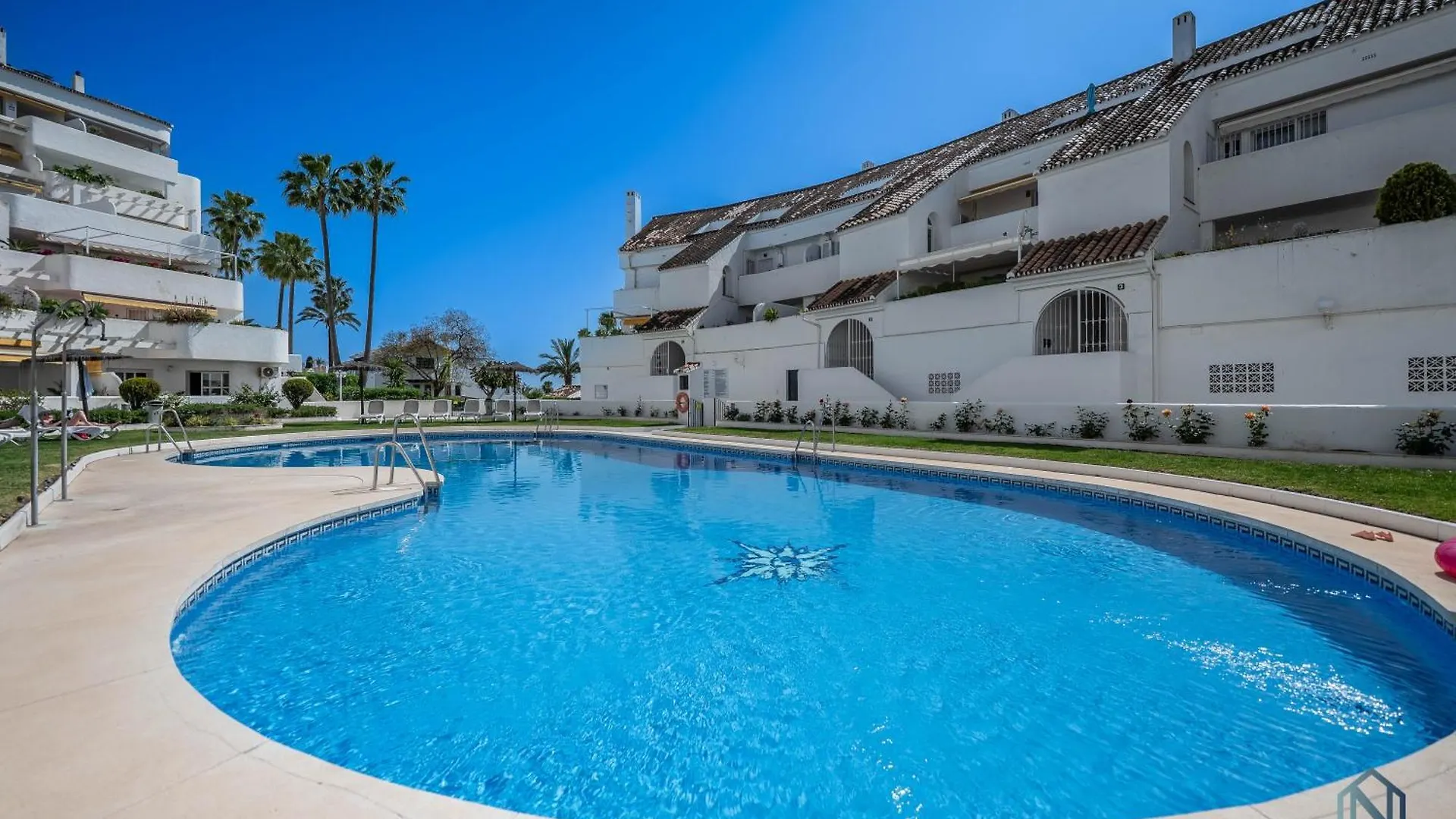 Extravagant Newly Renovated Penthouse With Sea Views Apartment Marbella