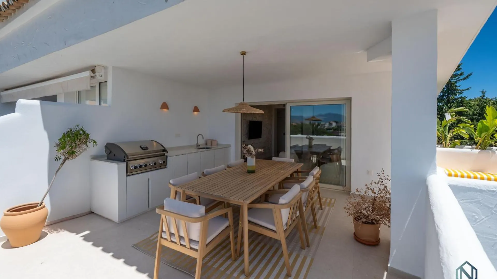 Extravagant Newly Renovated Penthouse With Sea Views Apartment Marbella